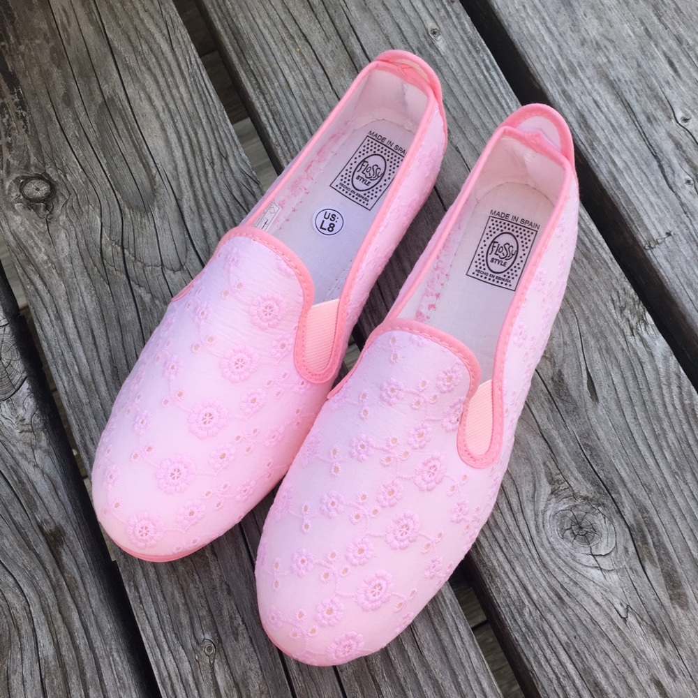 Flossy Sz 8 Pink Eyelet Loafers! NEW!